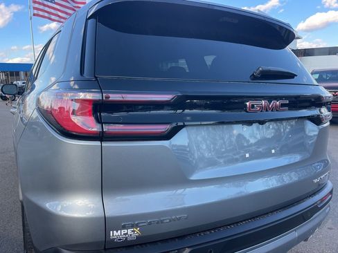 New 2026 GMC Acadia Elevation image 31