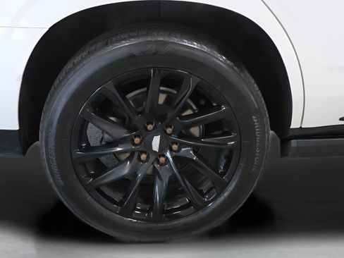 Used 2023 Cadillac Escalade Sport Platinum w/ LPO, ONYX Package AWD/4WD image 41