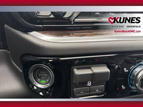 New 2026 GMC Sierra 1500 Elevation w/ Elevation Premium Package AWD/4WD image 29