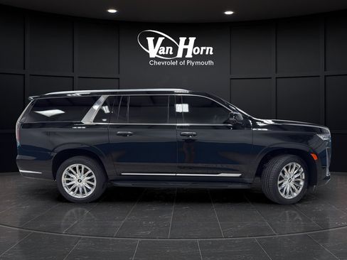 Used 2023 Cadillac Escalade ESV Premium Luxury AWD/4WD image 8