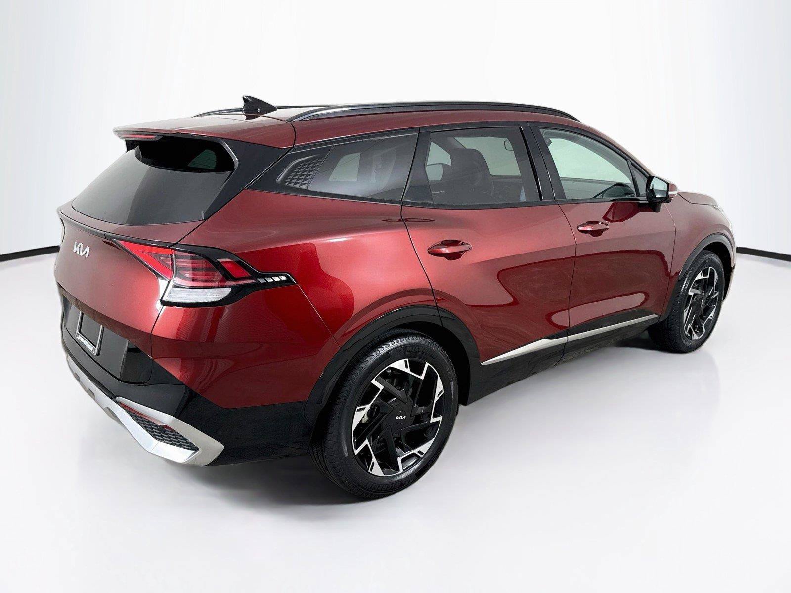 Used 2025 Kia Sportage SX FWD image 5