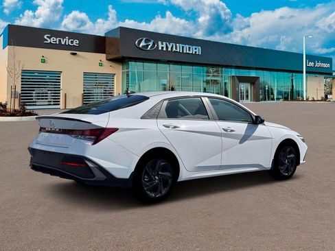 New 2026 Hyundai Elantra Sport FWD image 8