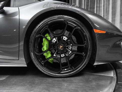 Used 2019 Lamborghini Huracan LP 580-2 RWD image 50