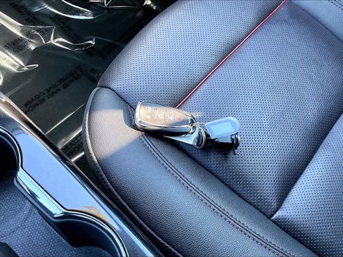 Used 2022 Chevrolet Blazer RS w/ Enhanced Convenience Package image 10