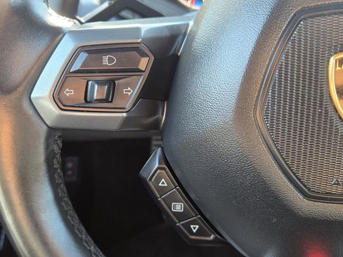 Used 2015 Lamborghini Huracan LP 610-4 image 15