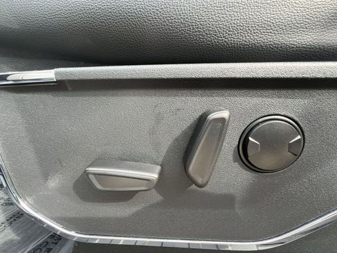 Used 2024 Ford F250 Lariat w/ Lariat Ultimate Package image 14