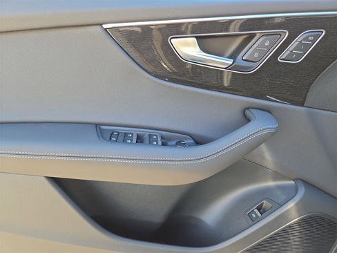 New 2026 Audi Q8 Premium Plus image 15