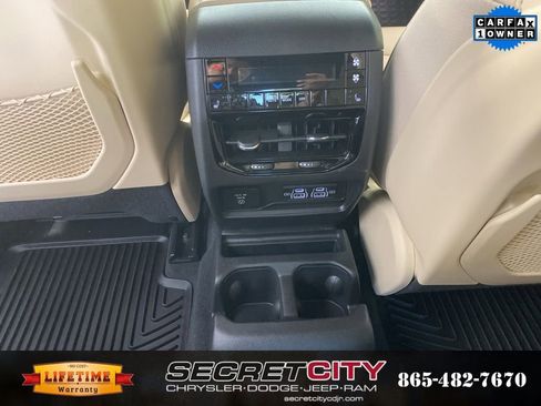 Used 2024 Jeep Grand Cherokee L Limited w/ Trailer Tow Package image 25