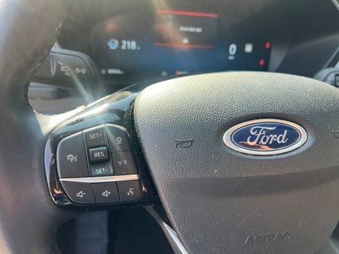 Used 2023 Ford Escape Active w/ Tech Pack #2 AWD/4WD image 25