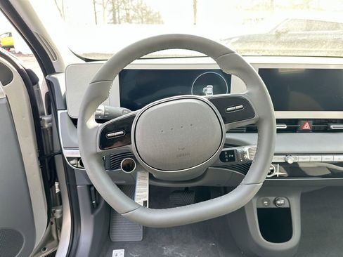 New 2024 Hyundai Ioniq 5 SEL image 34