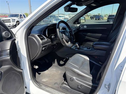 Used 2020 Jeep Grand Cherokee Limited AWD/4WD image 8