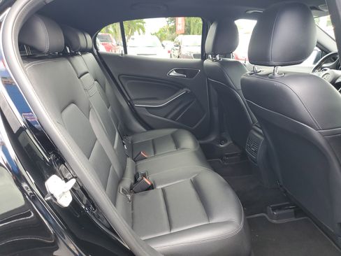 Used 2018 Mercedes-Benz GLA 250 image 40