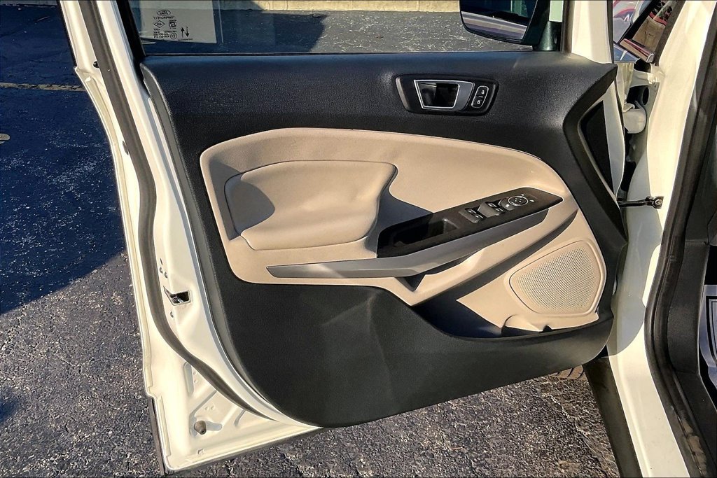 Certified 2021 Ford EcoSport Titanium FWD image 22