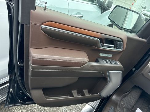 Used 2024 GMC Sierra 1500 Denali w/ Technology Package image 16