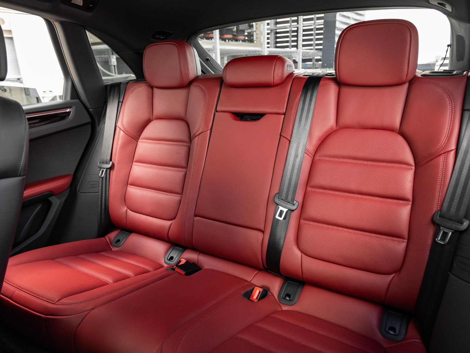 Certified 2026 Porsche Macan S AWD/4WD image 29