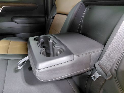 Used 2023 Chevrolet Silverado 1500 High Country w/ High Country Premium Package AWD/4WD image 48