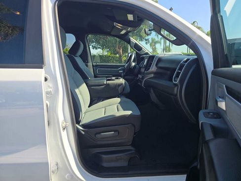 Used 2022 RAM 1500 Big Horn AWD/4WD image 11