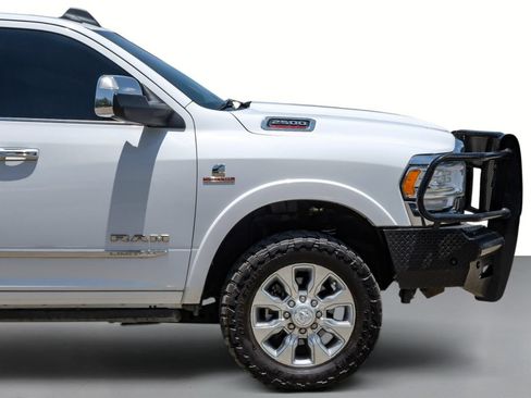 Used 2022 RAM 2500 Limited AWD/4WD image 7