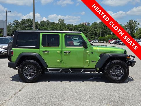 Used 2025 Jeep Wrangler Unlimited Sport AWD/4WD image 6