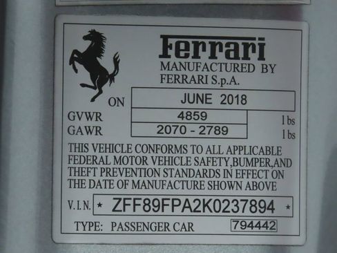 Used 2019 Ferrari Portofino image 44