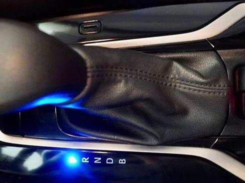 Used 2022 Toyota Corolla LE image 19