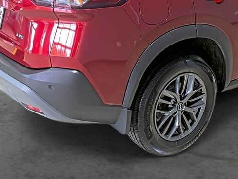 Used 2023 Nissan Rogue S AWD/4WD image 13