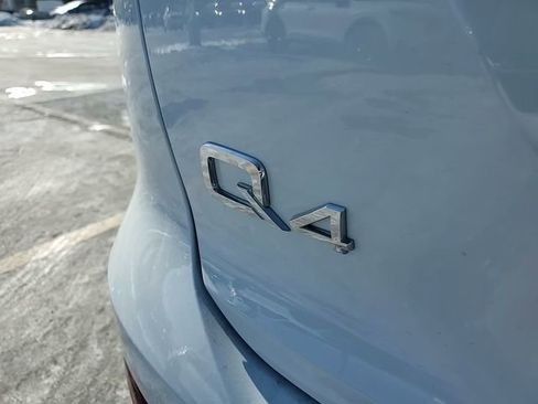 Used 2024 Audi Q4 e-tron Premium Plus w/ Premium Plus image 7
