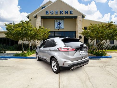 Used 2020 Ford Edge SEL w/ Convenience Package image 3