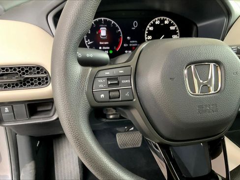 Used 2025 Honda HR-V LX image 24