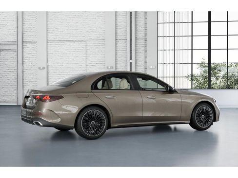 New 2026 Mercedes-Benz E 350 4MATIC Sedan image 2