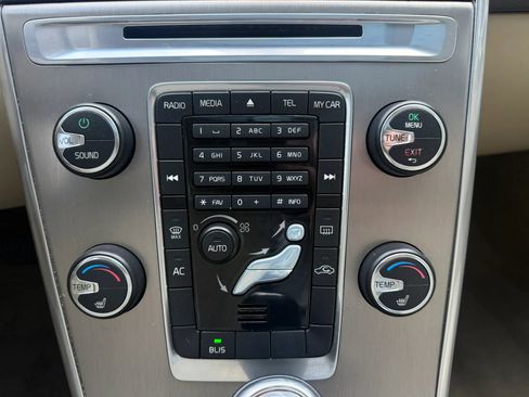 Used 2013 Volvo XC60 3.2 image 20