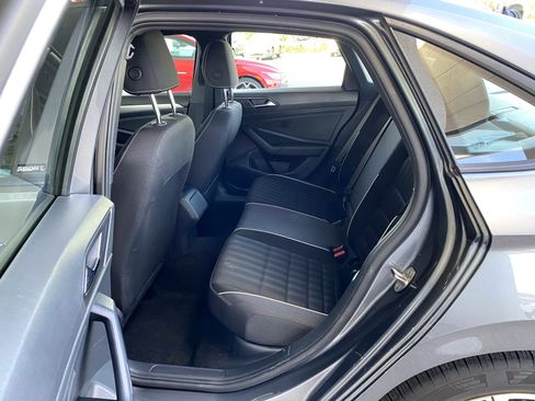 Certified 2024 Volkswagen Jetta Sport FWD image 25