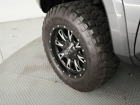 Used 2016 Toyota Tacoma TRD Sport w/ Premium & Technology Package image 53