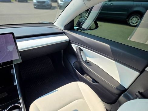 Used 2019 Tesla Model 3 RWD image 29