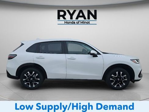 Used 2026 Honda HR-V EX-L image 14