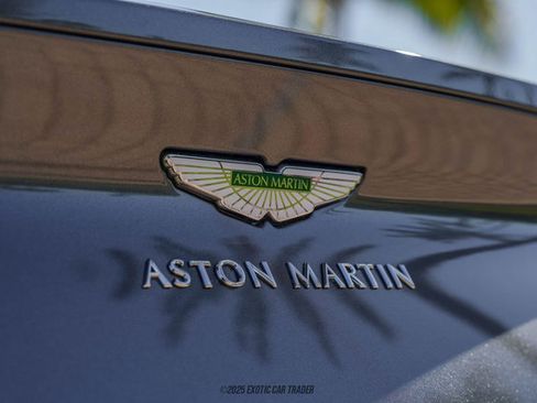 Used 2020 Aston Martin DB11 Volante image 77