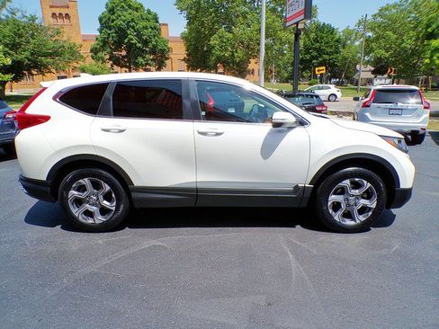 Used 2018 Honda CR-V EX image 3