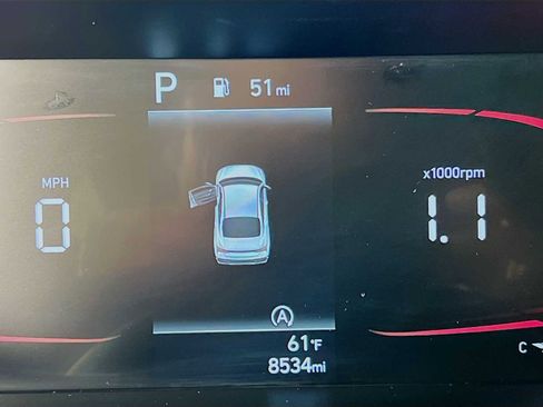 Used 2024 Hyundai Elantra SE image 12