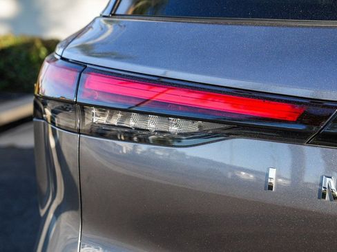 Certified 2024 INFINITI QX60 Luxe image 7