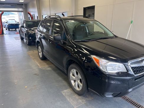 Used 2015 Subaru Forester 2.5i w/ Alloy Wheel Package AWD/4WD image 1