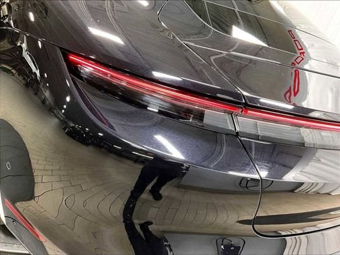 Used 2020 Porsche Taycan Turbo image 35