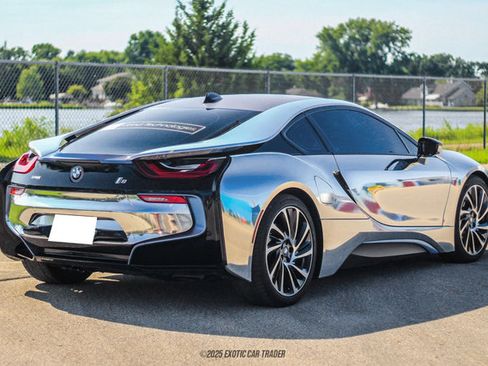 Used 2016 BMW i8 image 8