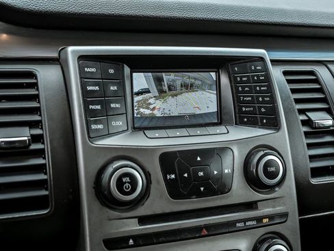 Used 2018 Ford Flex SE image 21