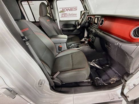 Used 2020 Jeep Gladiator Rubicon w/ LED Lighting Group AWD/4WD image 28