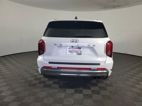 Used 2024 Hyundai Palisade Calligraphy image 5