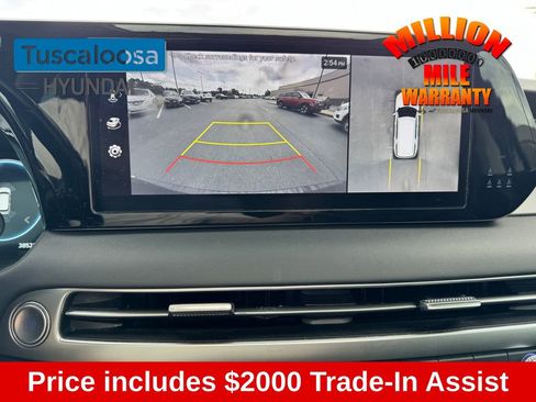 Used 2024 Hyundai Palisade SEL w/ Premium Package FWD image 16