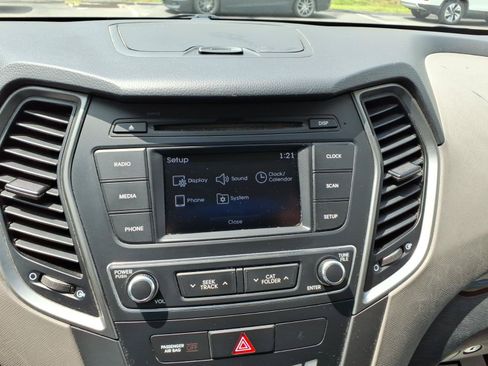 Used 2017 Hyundai Santa Fe Sport AWD/4WD image 31