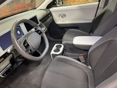 Used 2024 Hyundai Ioniq 5 SEL RWD image 23