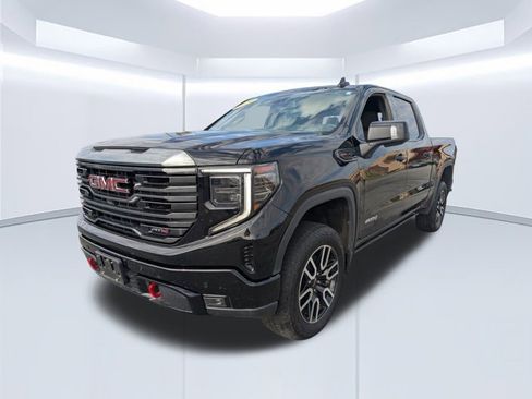 Used 2024 GMC Sierra 1500 AT4 w/ AT4 Premium Package image 15