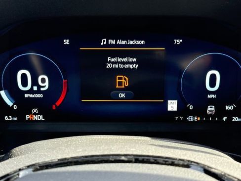 New 2026 Ford Explorer ST-Line w/ ST-Line Street Pack RWD image 31